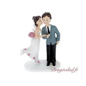 Figurine couple mariés bisous